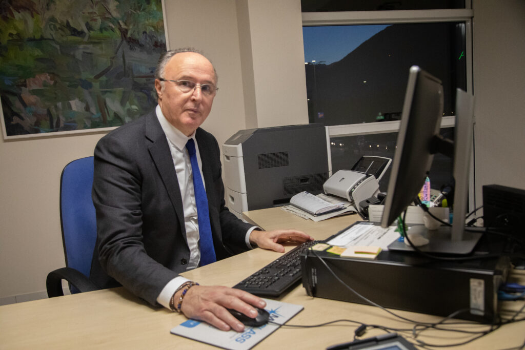 FABRIZIO-BALDINI-AGENTE-UFFICIO-DI-VERBANIA-1024x683 L'Agenzia